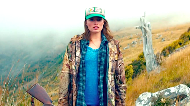 Margot Robbie is the last woman on Earth in "Z for Zachariah"