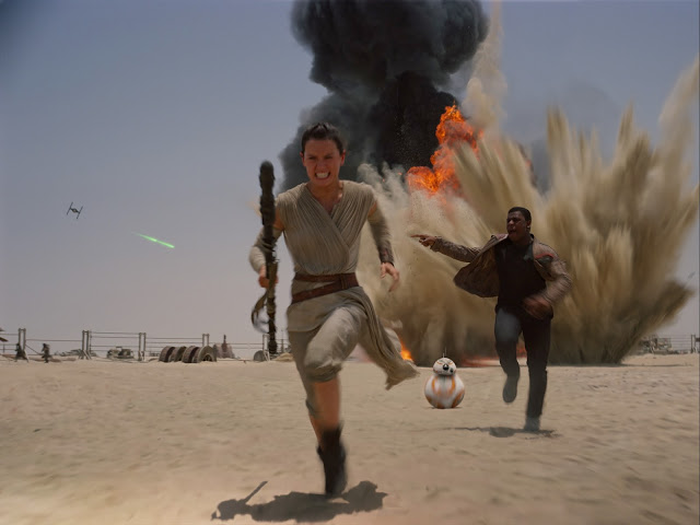 Daisy Ridley and John Boyega in "Star Wars: The Force Awakens"