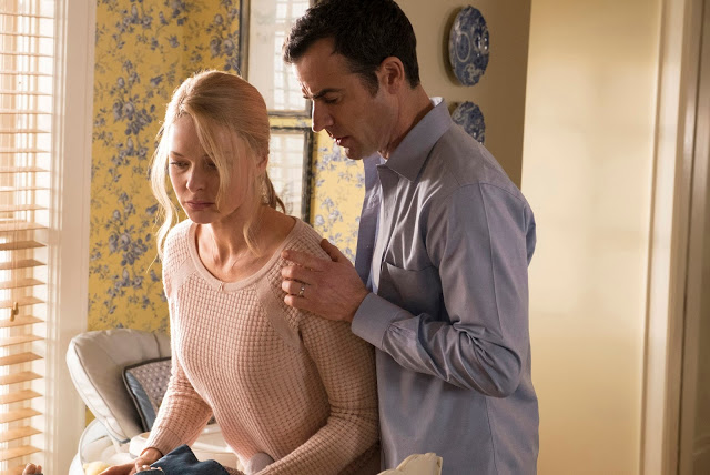 Rebecca Ferguson and Justin Theroux play a couple that's happily married, OR ARE THEY?