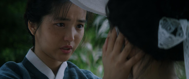 Kim Tae-ri is a servant with a secret in Park Chan-wook's amazing "The Handmaiden"