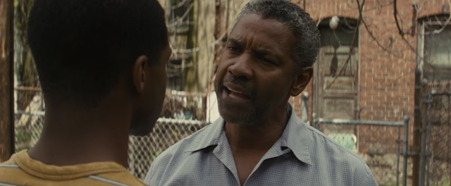 Denzel Washington is a fearsome father in "Fences"
