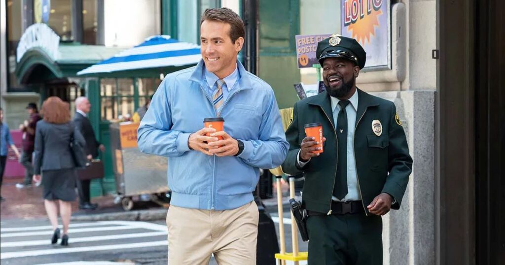 Ryan Reynolds and Lil Rey Howery in "Free Guy"