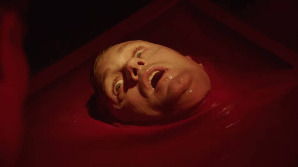 Alexander Skarsgård in Infinity Pool
