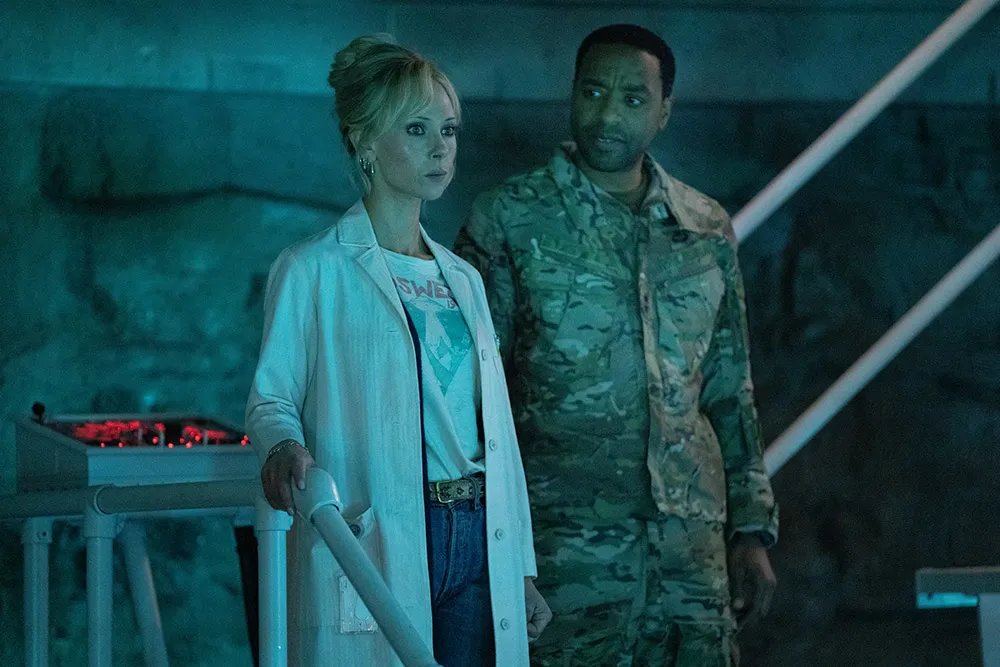 Juno Temple and Chiwetel Ejiofor in Venom: The Last Dance