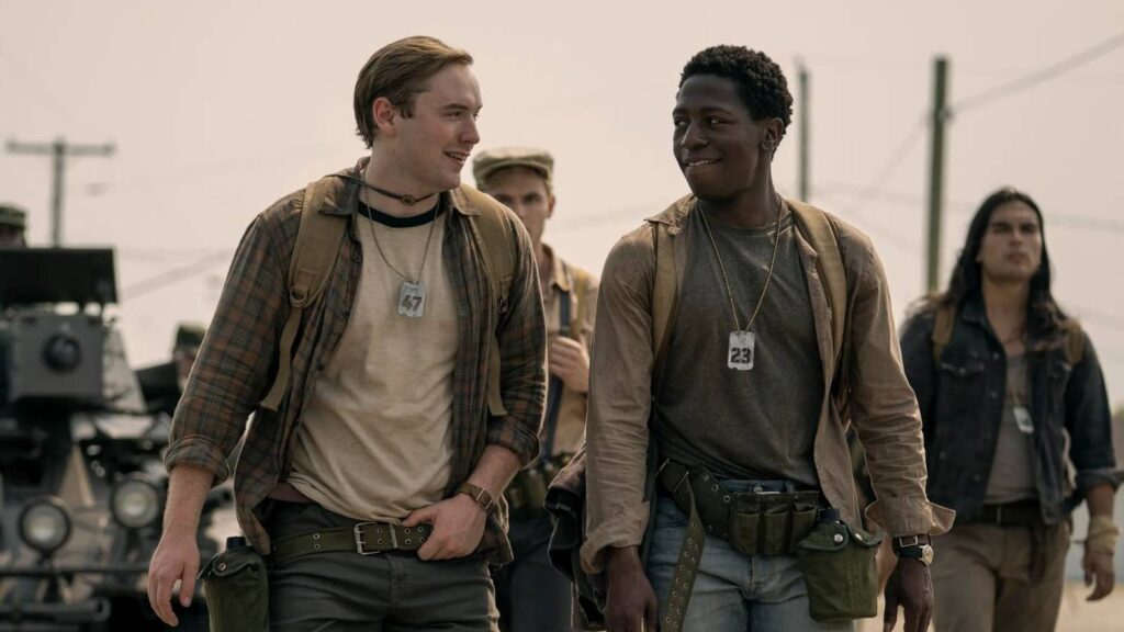 Cooper Hoffman and David Jonsson in The Long Walk