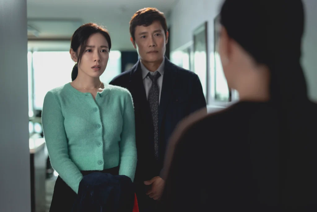 Lee Byung-hun and Son Ye-jin in No Other Choice