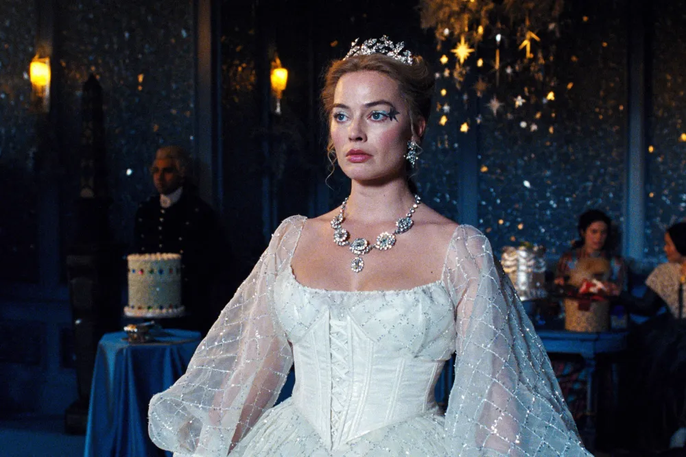 Margot Robbie in Wuthering Heights