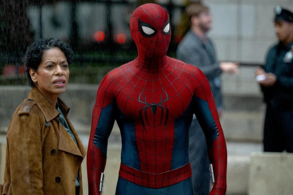 Liza Colón-Zayas and Spidey in Spider-Man: Brand New Day