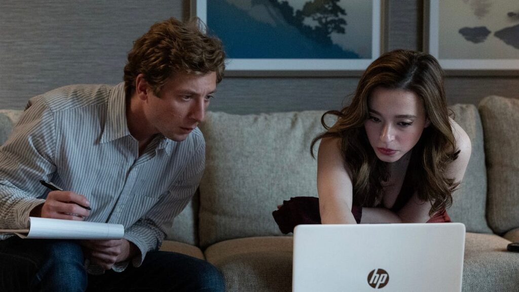 Jeremy Allen White and Mikey Madison in The Social Reckoning